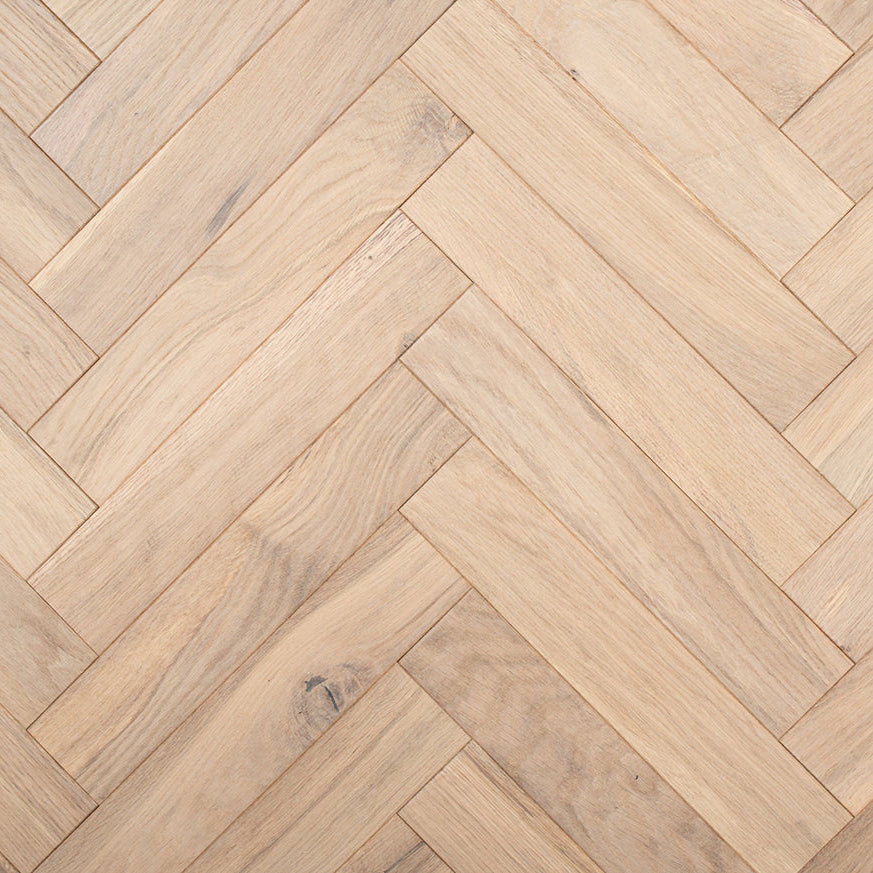 Cathedral Oak 20mm Herringbone Engineered