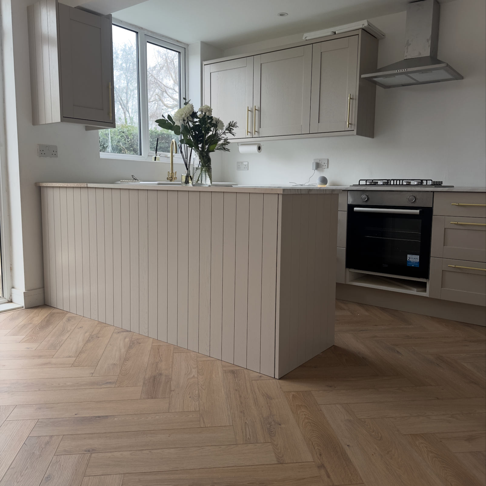 Buri Oak Herringbone Waterproof Click Vinyl