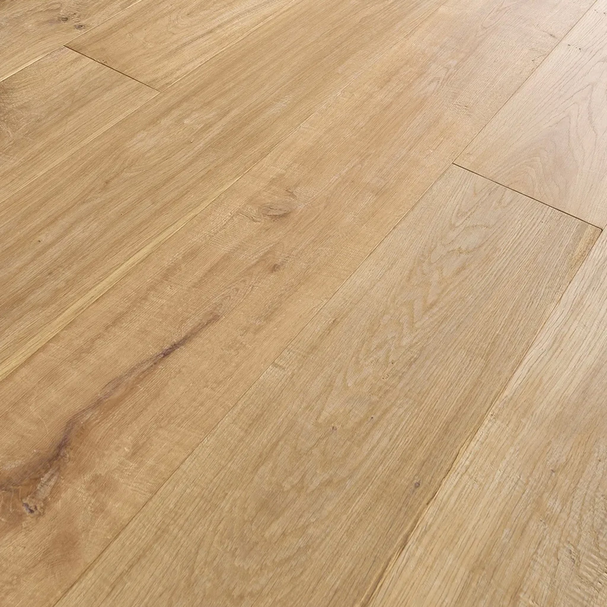 Hand scrapped Raw Cotton Oak Engineered