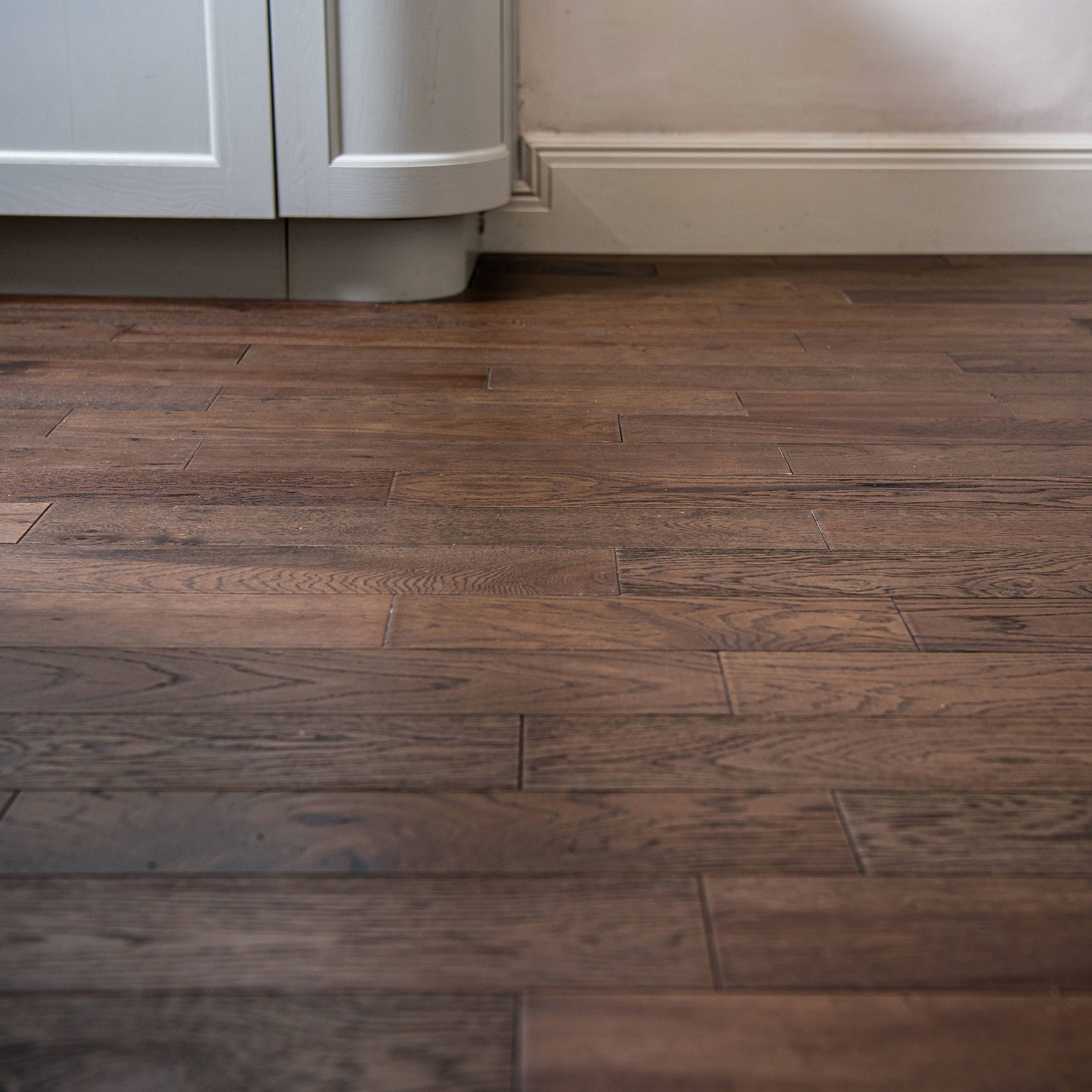 Black Washed Brushed & Lacquered 14/3 x 125mm Straight Engineered - Floor Street