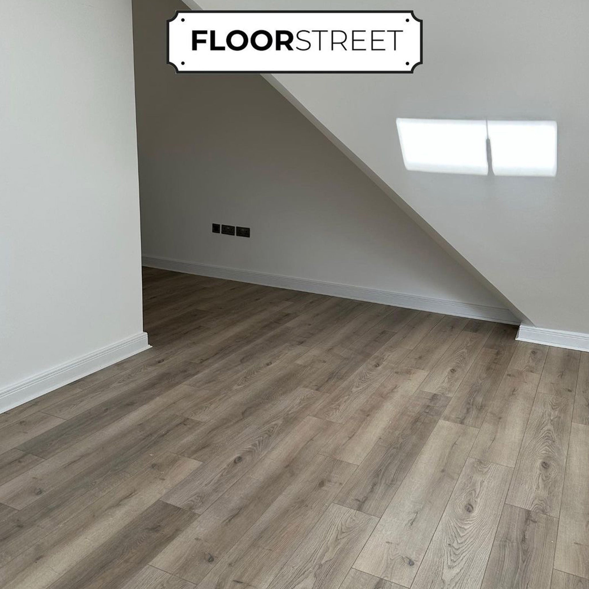Brooklyn Oak 12mm Straight Laminate - Floor Street