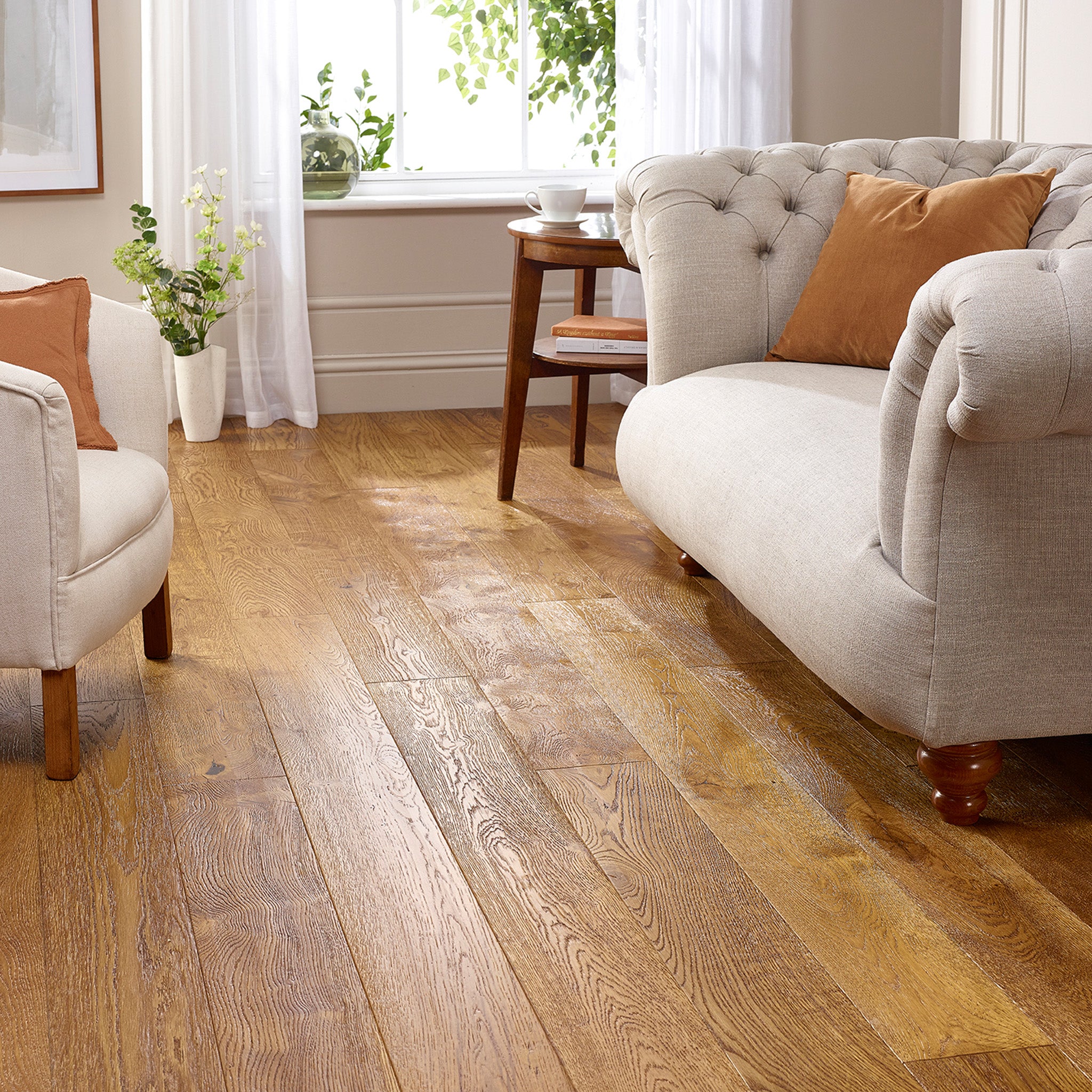Deep Brushed Handscraped Golden Brushed & Lacquered 20/6 x 180mm Straight Engineered