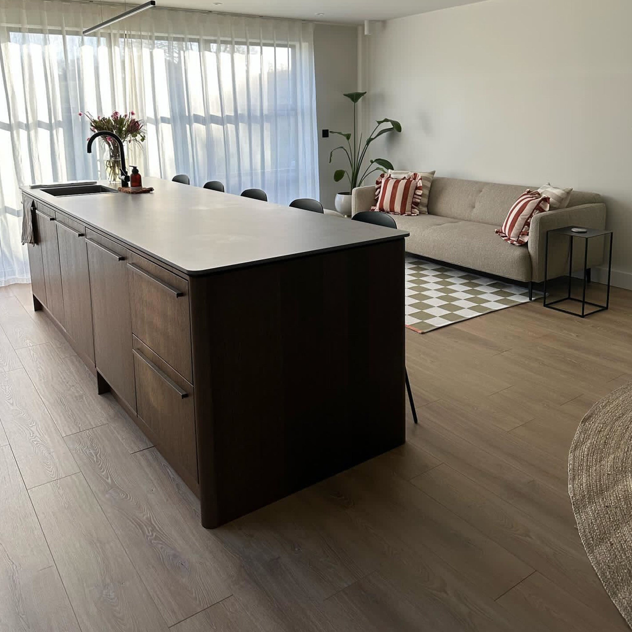 Desert Oak 12mm Straight Laminate - Floor Street