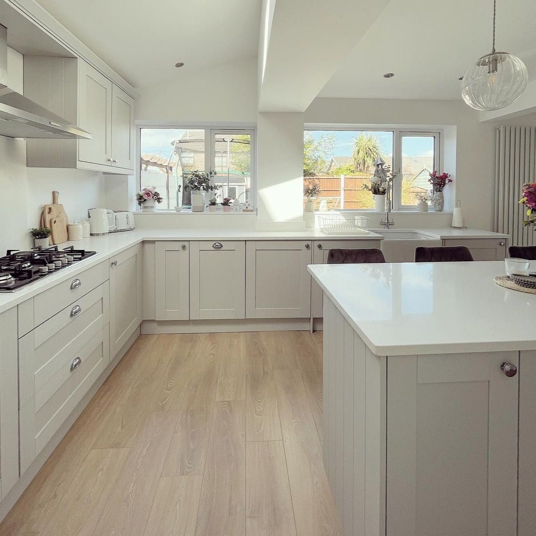 Desert Oak 12mm Straight Laminate - Floor Street