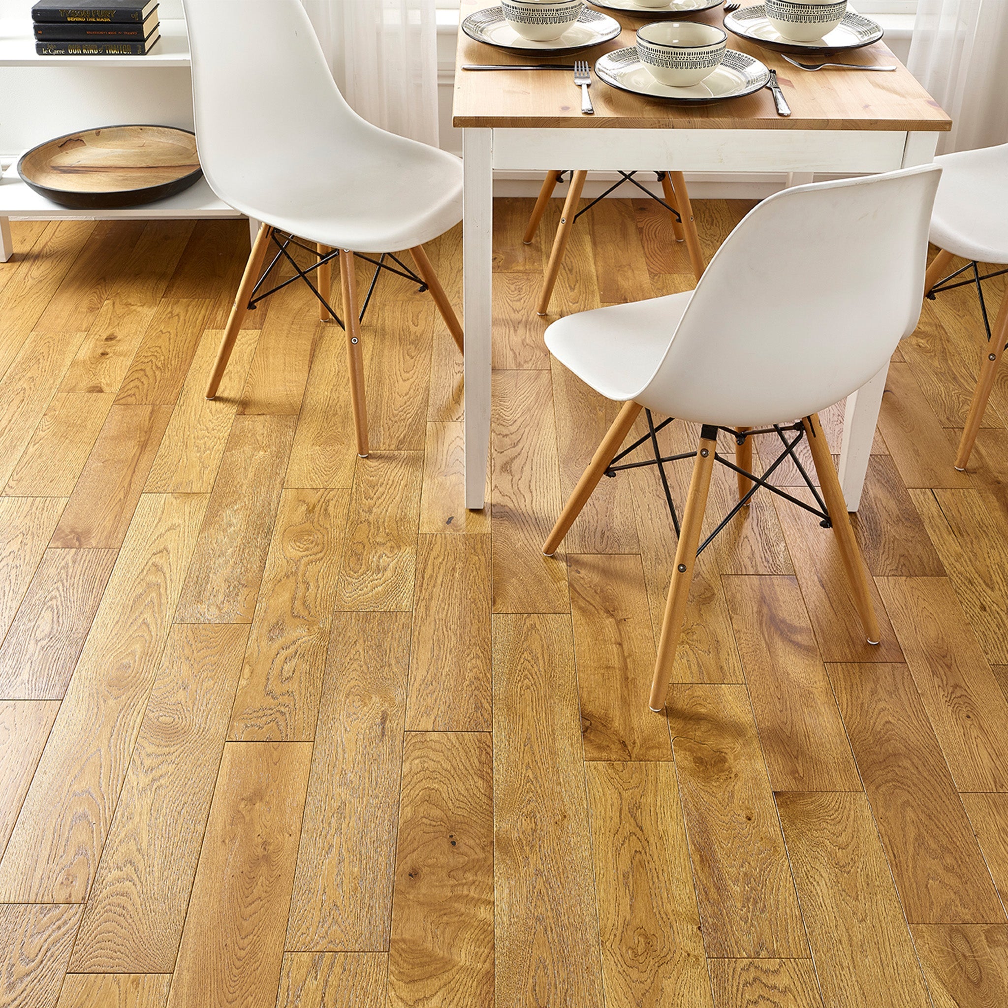 Golden Brushed & Lacquered 14/3 x 125mm Straight Engineered - Floor Street