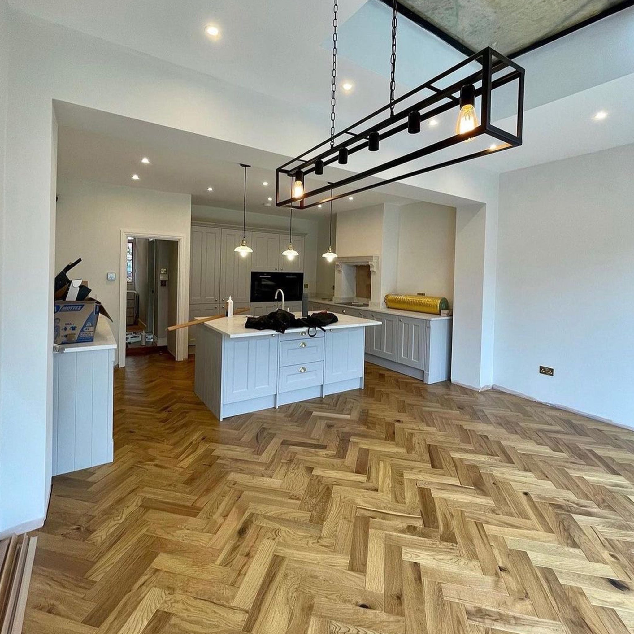 Light Golden Brushed & UV Lacquered 15/4 x 90mm Herringbone Engineered