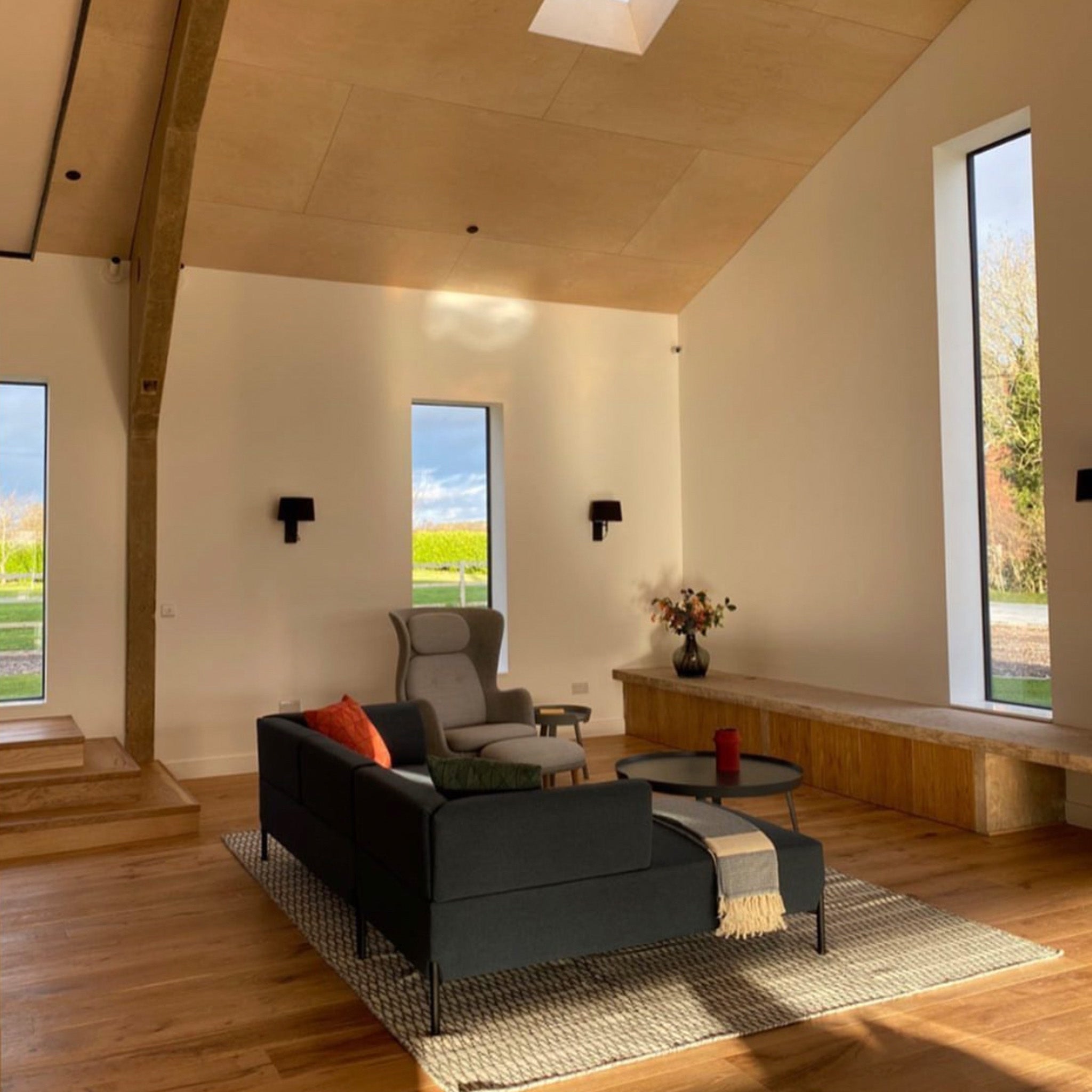 Natural Brushed UV Lacquered 15/4 x 220mm Straight Engineered - Floor Street