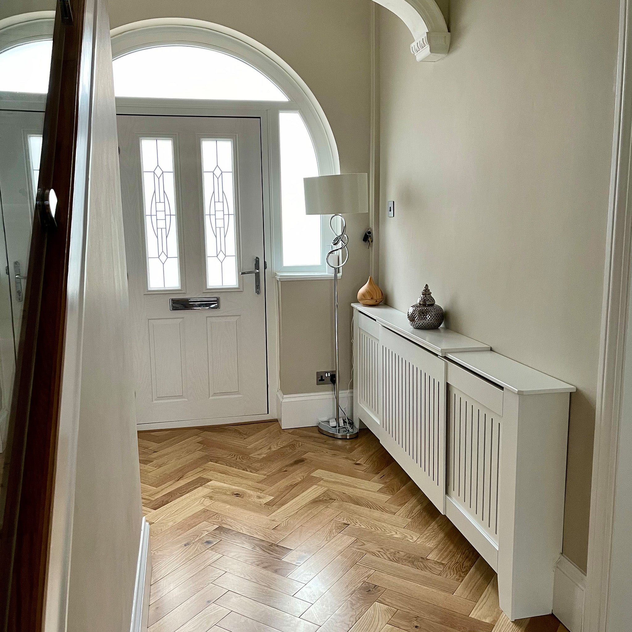 Natural Lacquered 15/4 x 90mm Herringbone Engineered
