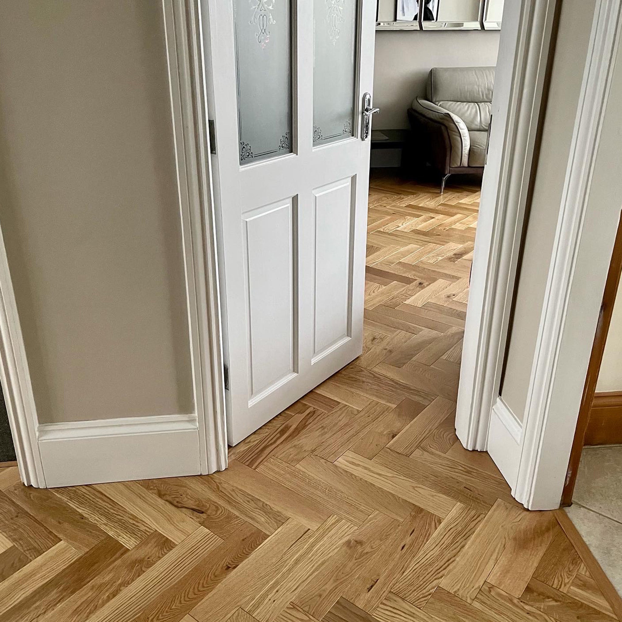 Natural Lacquered 15/4 x 90mm Herringbone Engineered