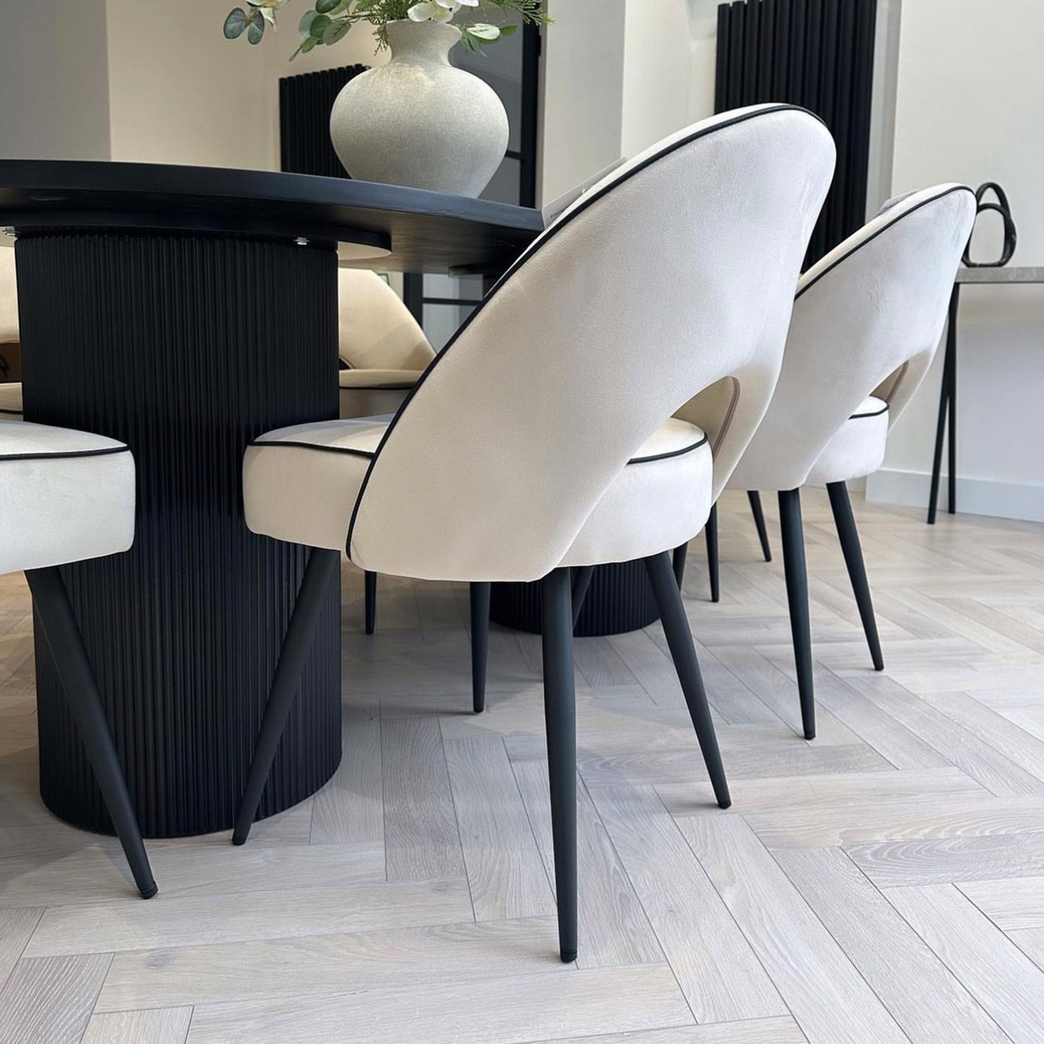 Pearl Oak 12mm Herringbone Laminate - Floor Street