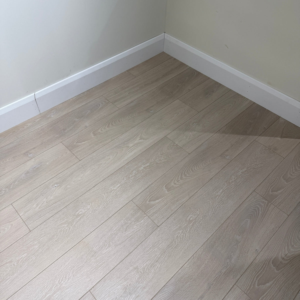 Pearl Oak 12mm Straight Laminate - Floor Street
