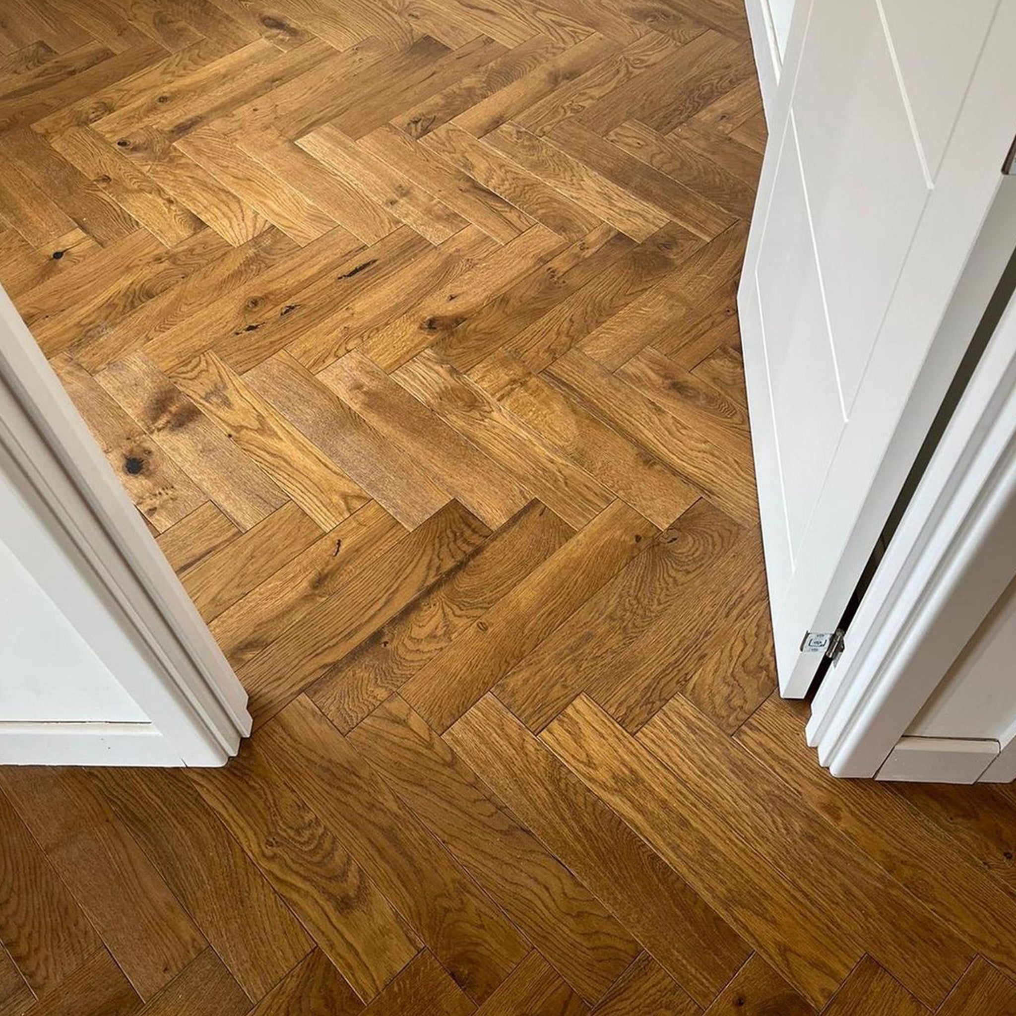 Smoked Brushed & Lacquered 18/5 x 100mm Herringbone Engineered - Floor Street
