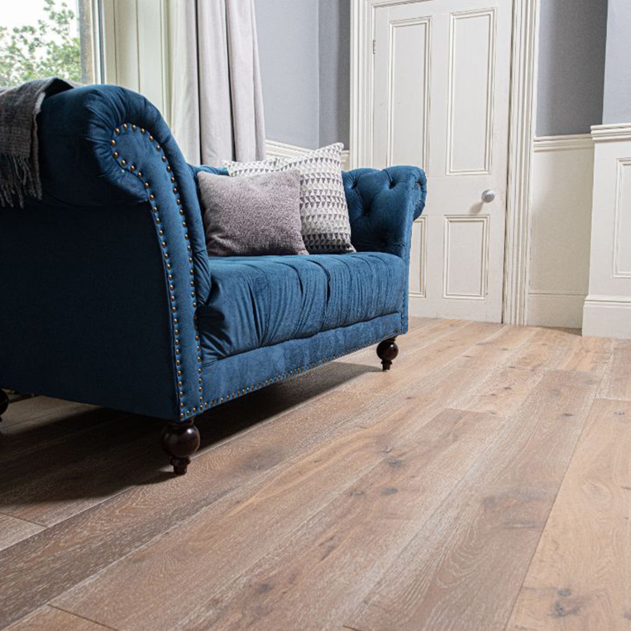Smoked Grey Hardwax Oiled 15/4 x 190mm Straight Engineered