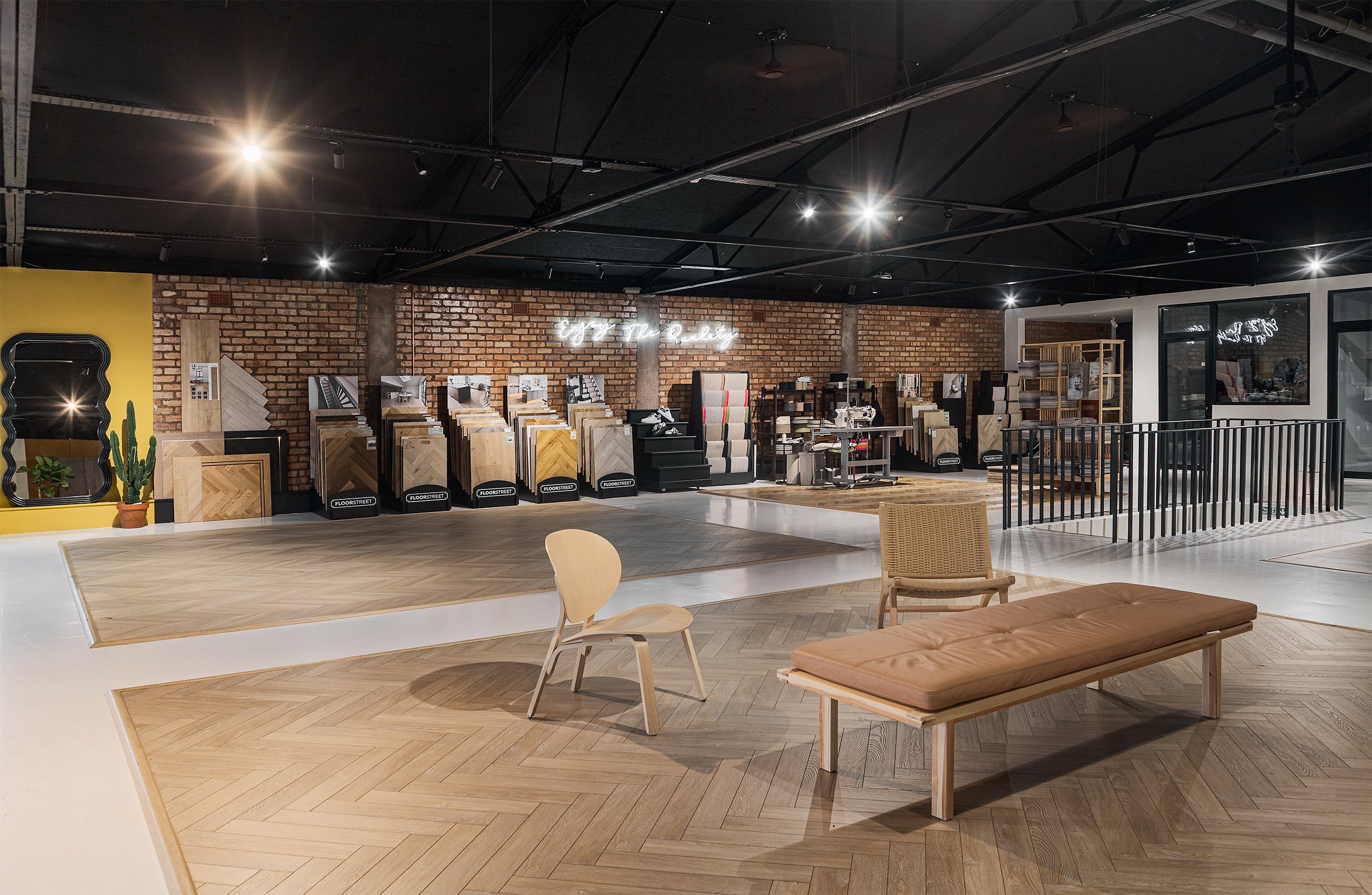 Floor Street showroom in Bearwood, with wood floors on display