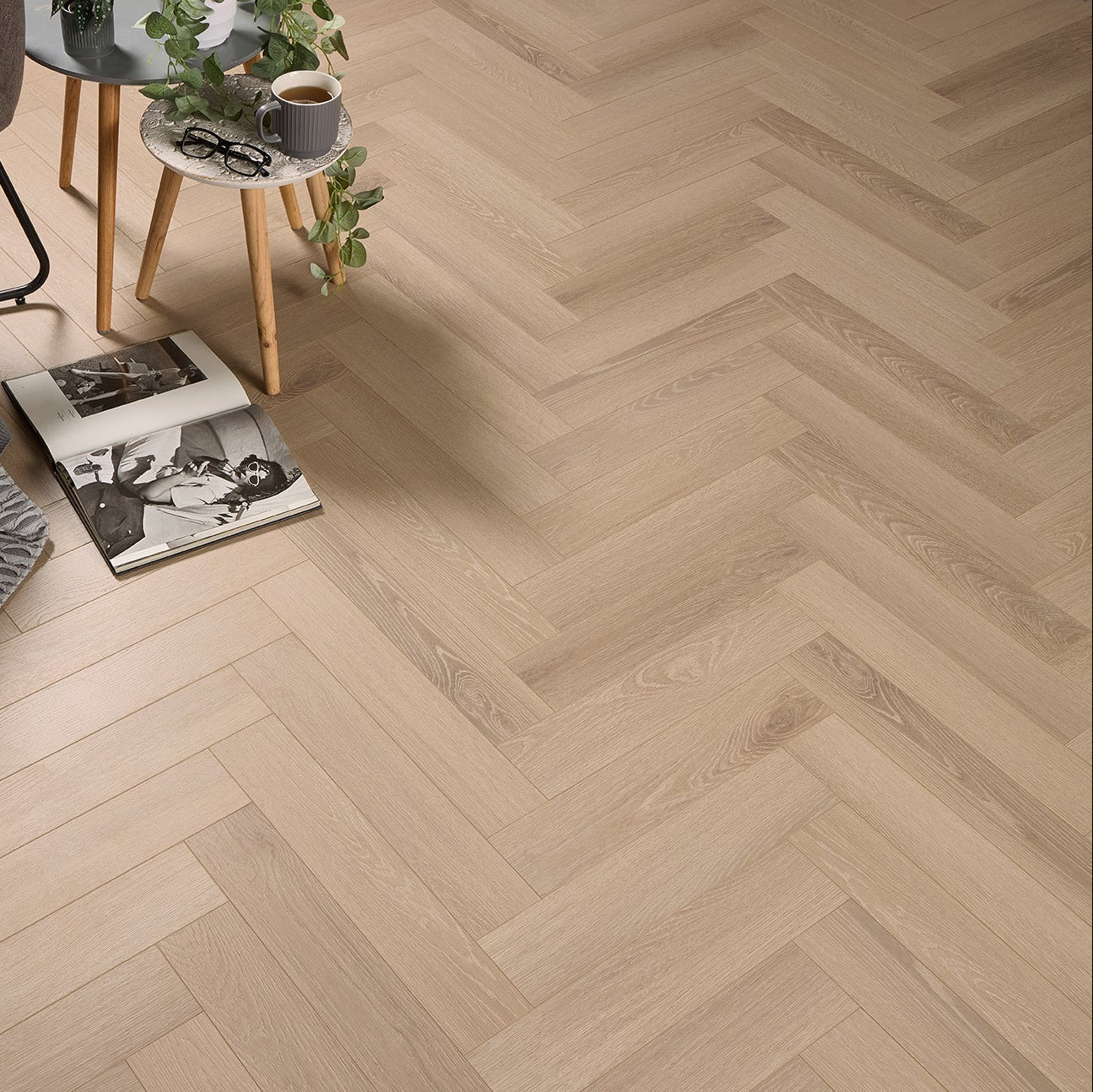 Ebsjerg oak 12mm Herringbone Laminate