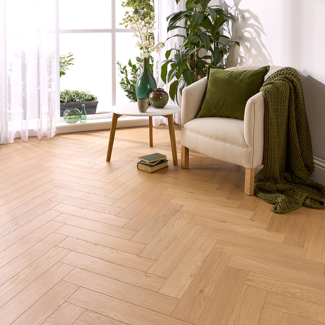 Odense oak 12mm Herringbone Laminate