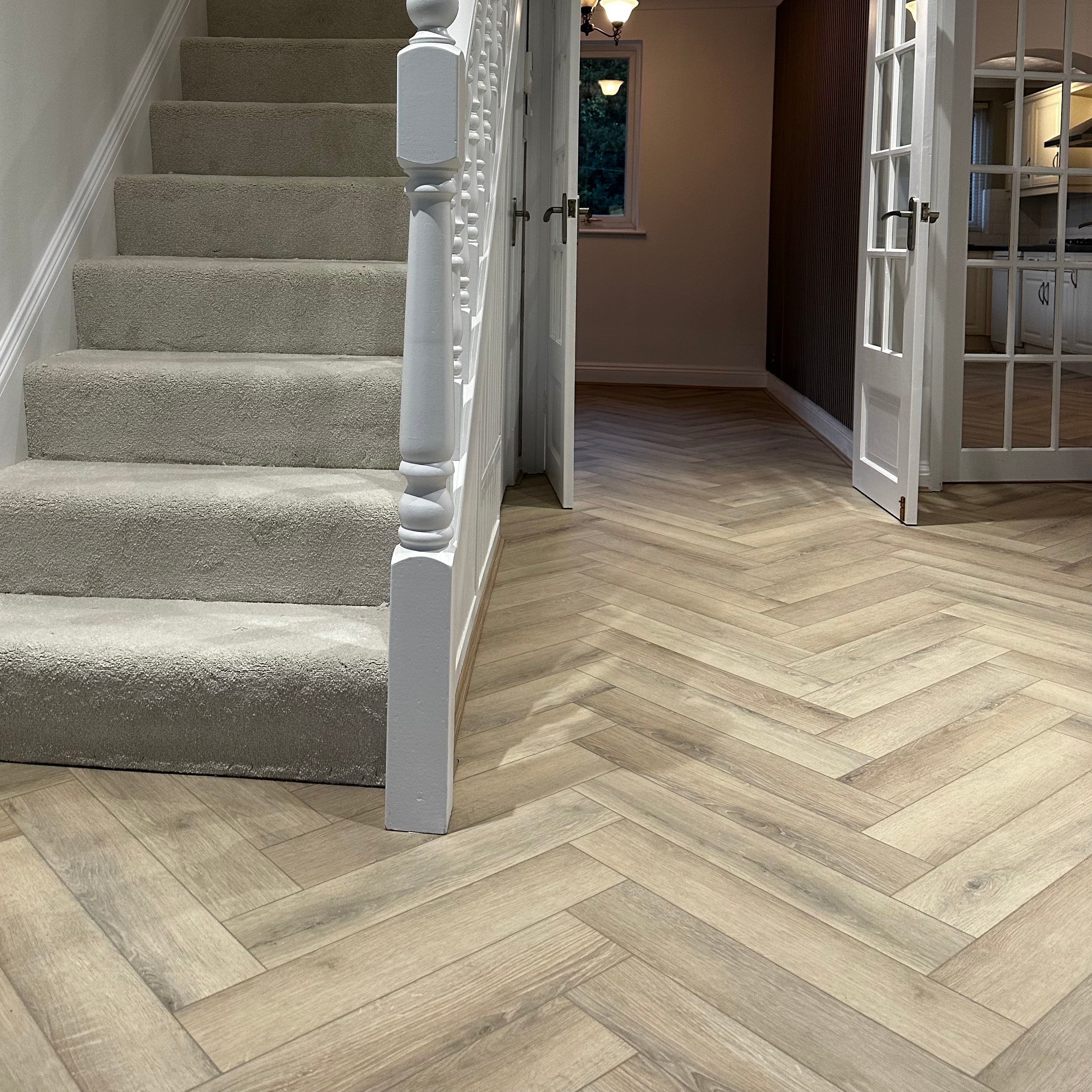 Hirame Oak Herringbone Waterproof Click Vinyl