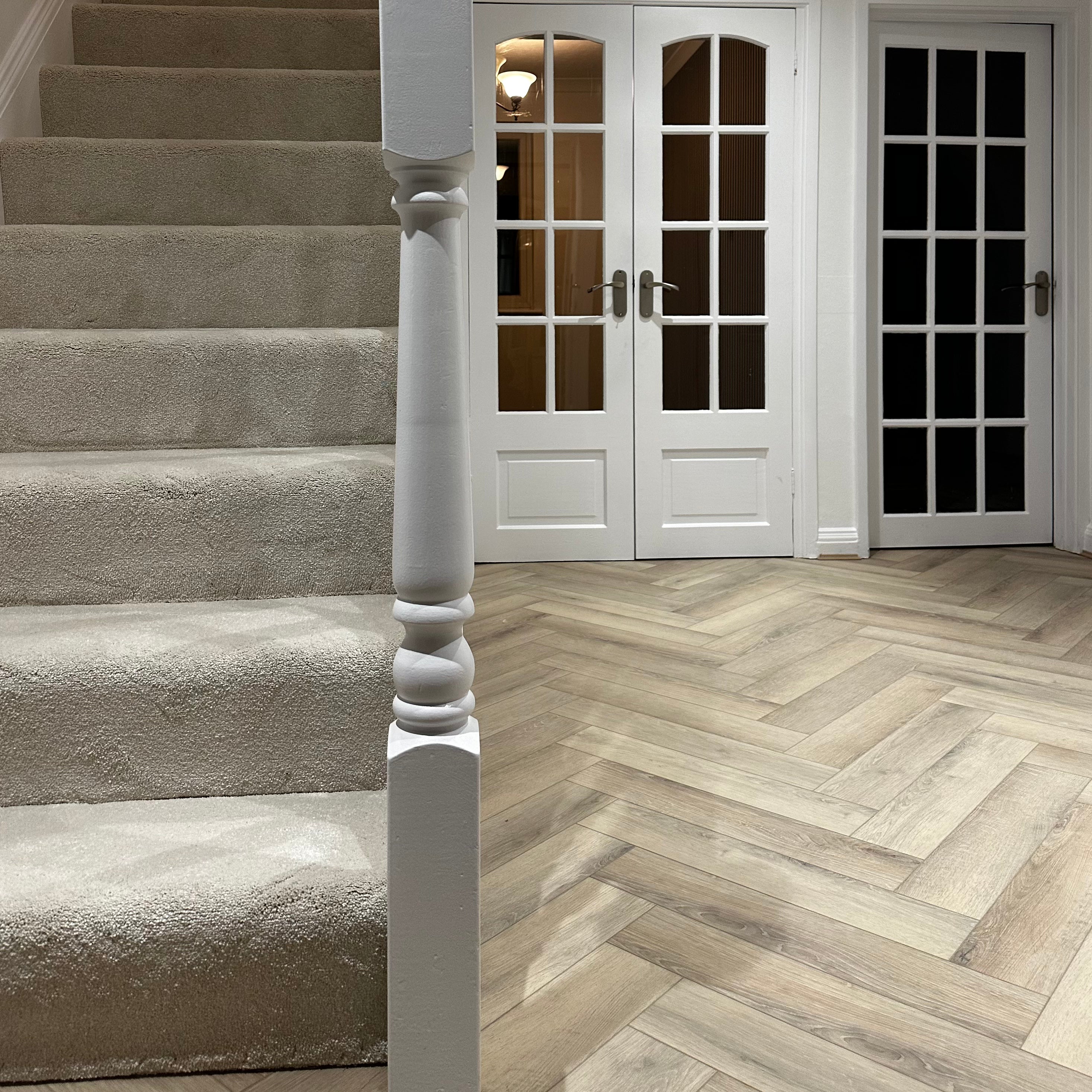 Hirame Oak Herringbone Waterproof Click Vinyl