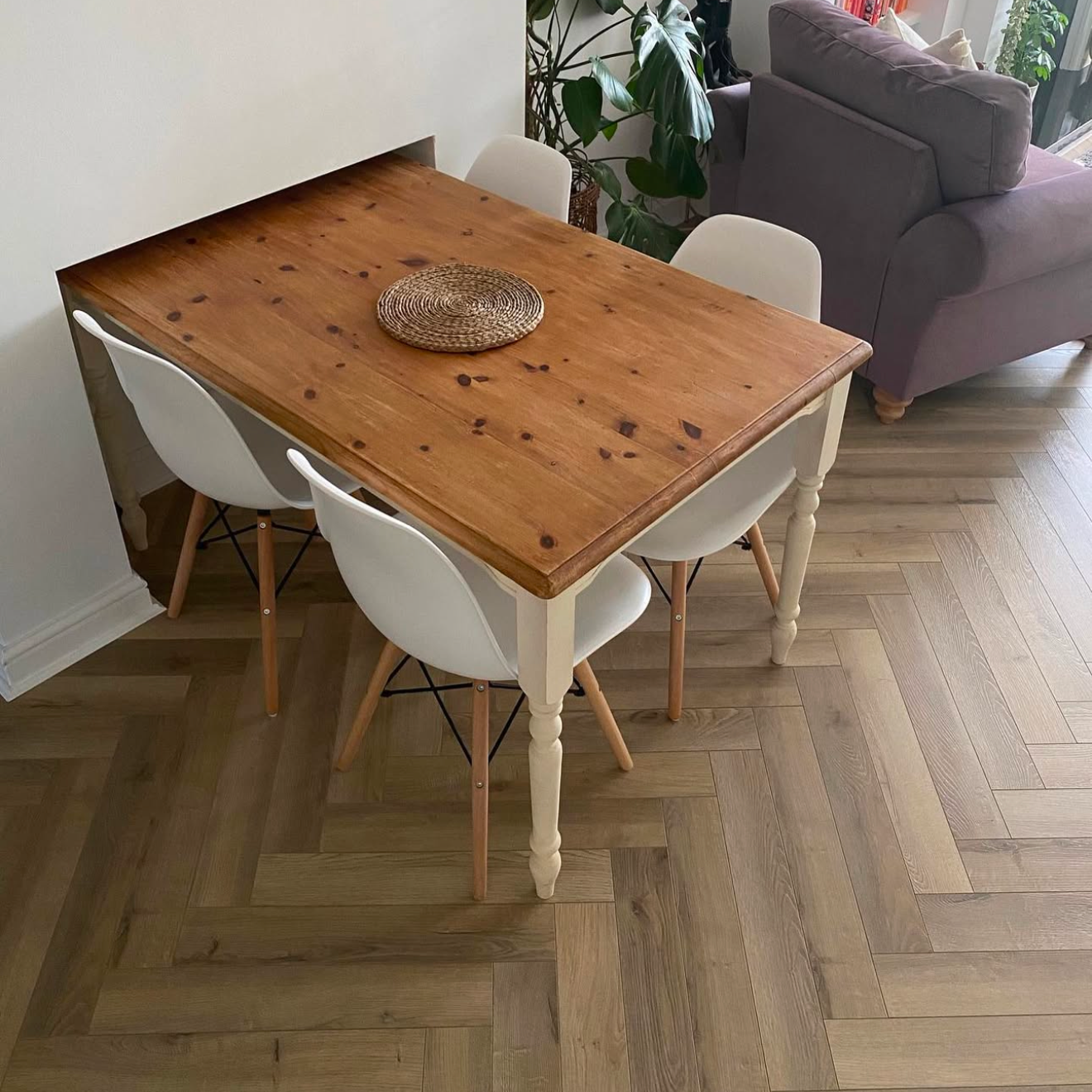 Brooklyn Oak 12mm Herringbone Laminate