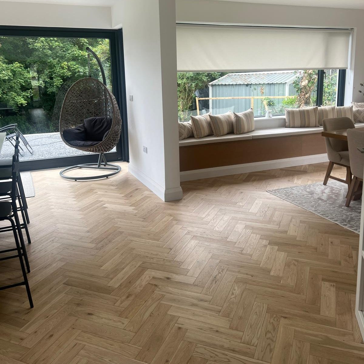 Ile De Re 15/4 x 90mm Herringbone Engineered