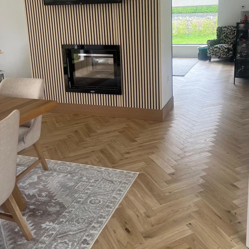 Ile De Re 15/4 x 90mm Herringbone Engineered