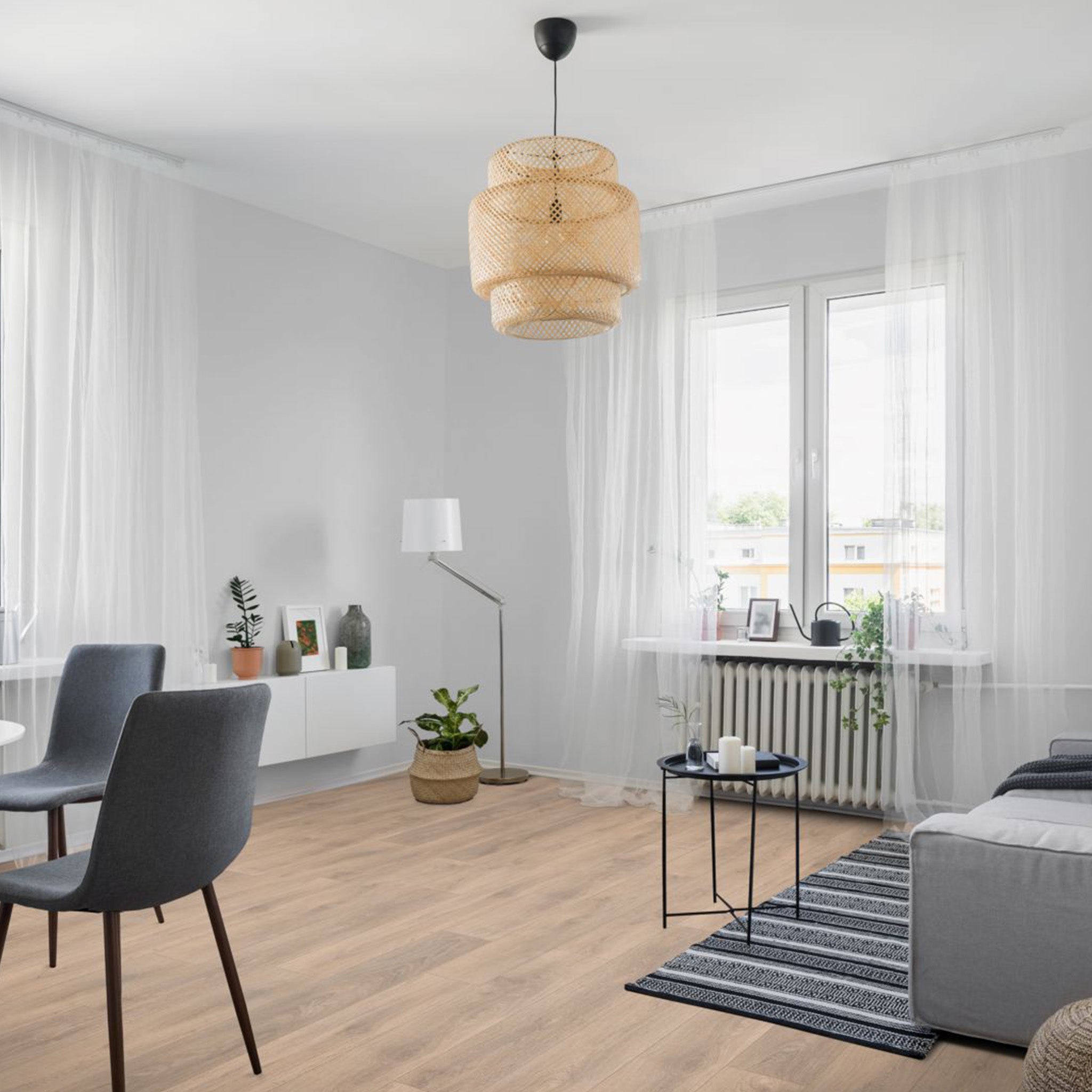 Blonde Oak 12mm Straight Laminate - Floor Street