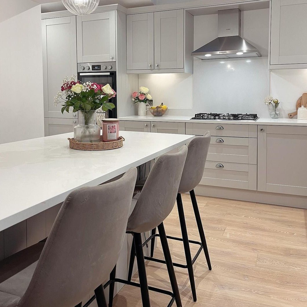 Desert Oak 12mm Straight Laminate - Floor Street