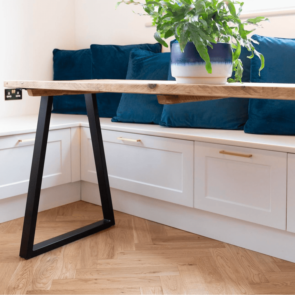 Ile De Re 15/4 x 90mm Herringbone Engineered - Floor Street