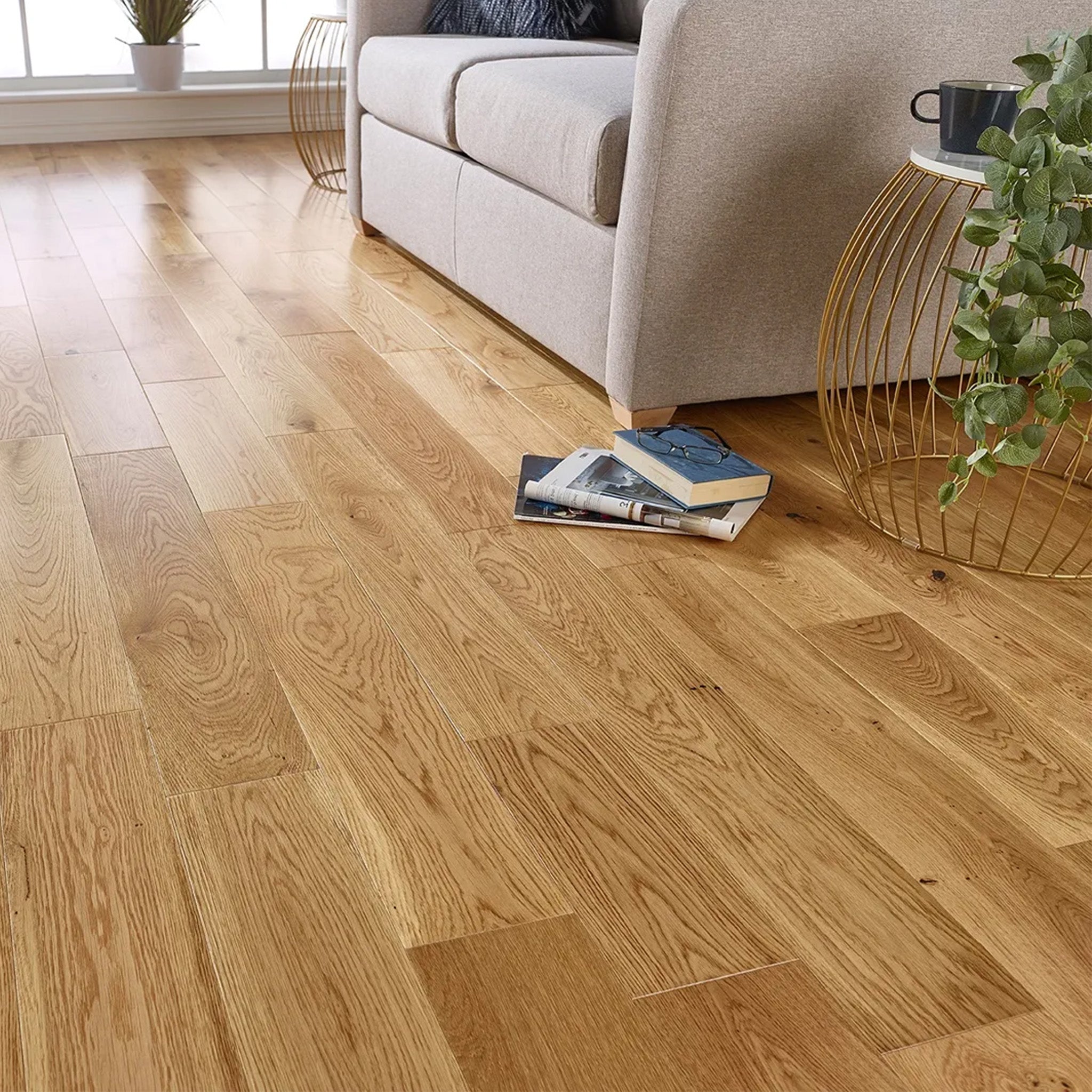 Lacquered 18/5 x 125mm Straight Engineered - Floor Street