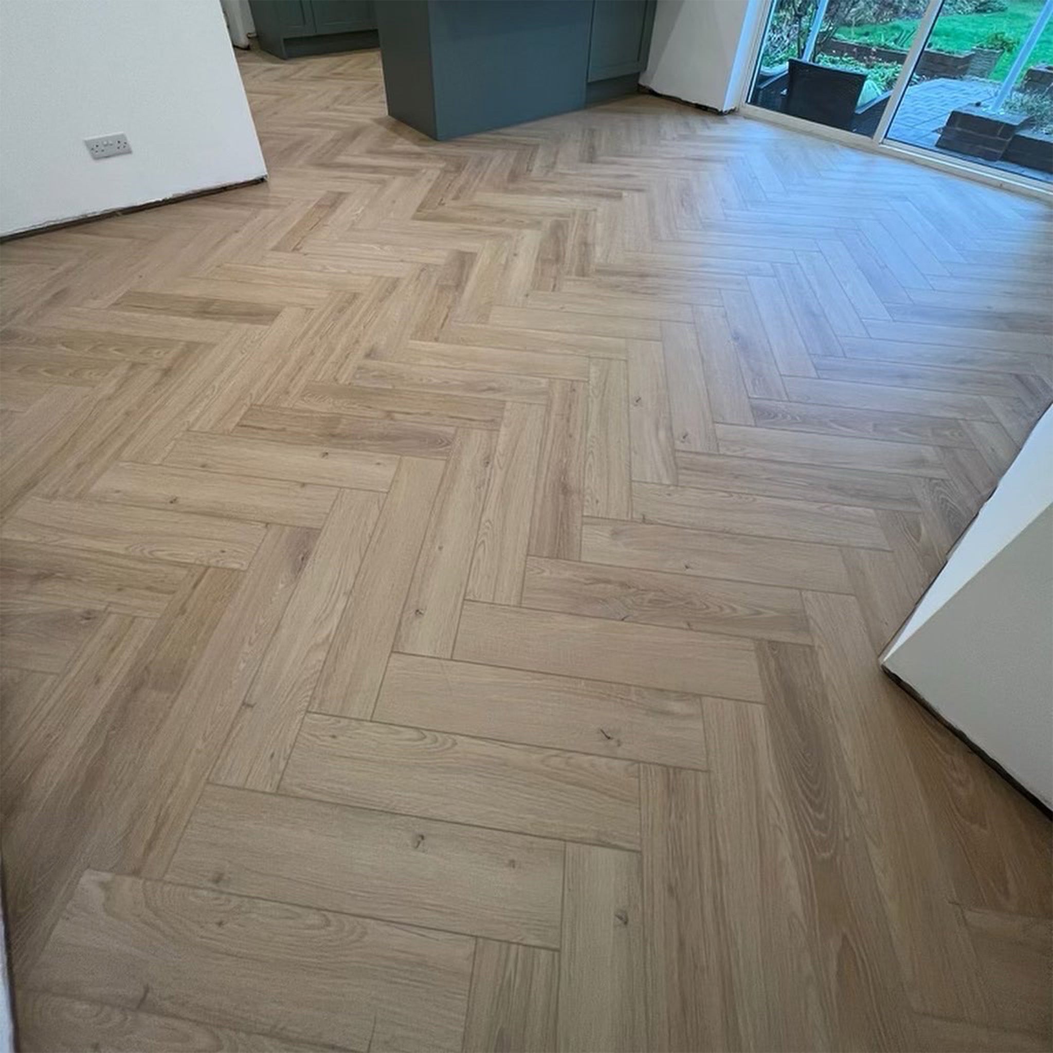 Buri Oak Herringbone Waterproof Click Vinyl