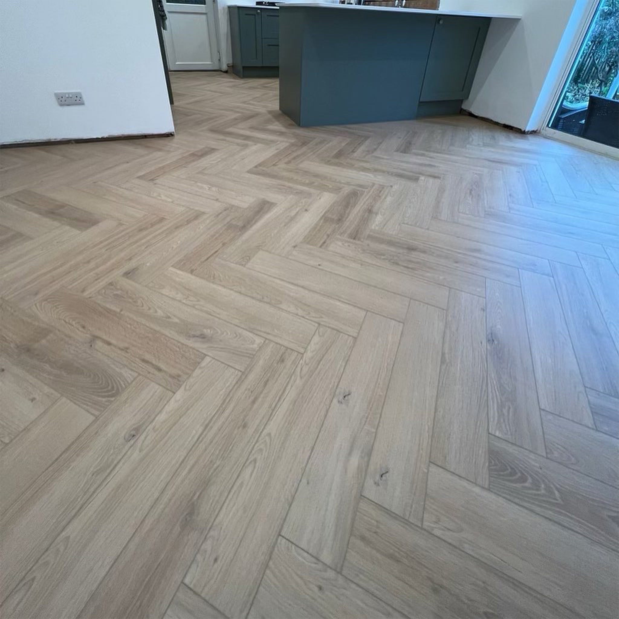 Buri Oak Herringbone Waterproof Click Vinyl