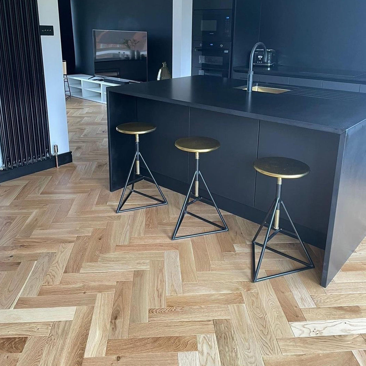 Timeless Oak Herringbone Engineered - Floor Street